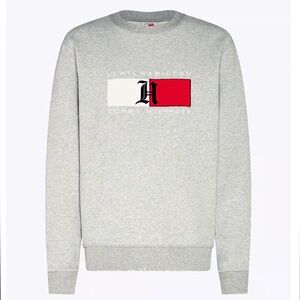 Tommy Hilfiger x Lewis Hamilton collab crew sweatshirt size medium